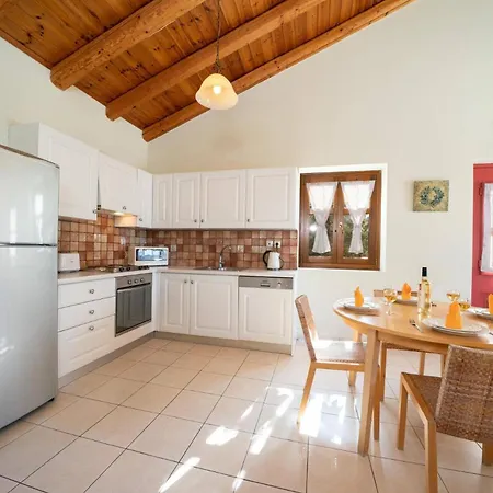 빌라 Delfini By Agriliás